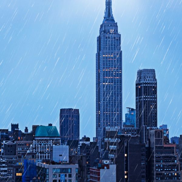 Empire State Building in New York City im Regen. Landschaftsfotografie von Frank Sobieray aus Pforzheim.